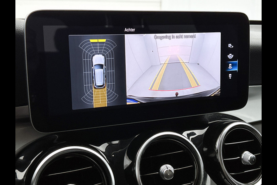 Mercedes-Benz GLC 200 Business Solution Limited | Lichtmetalen velgen | Navigatie | Parking support met camera achter | Trekhaak wegklapbaar | Inclusief 24 maanden MB Certified garantie voor Europa.