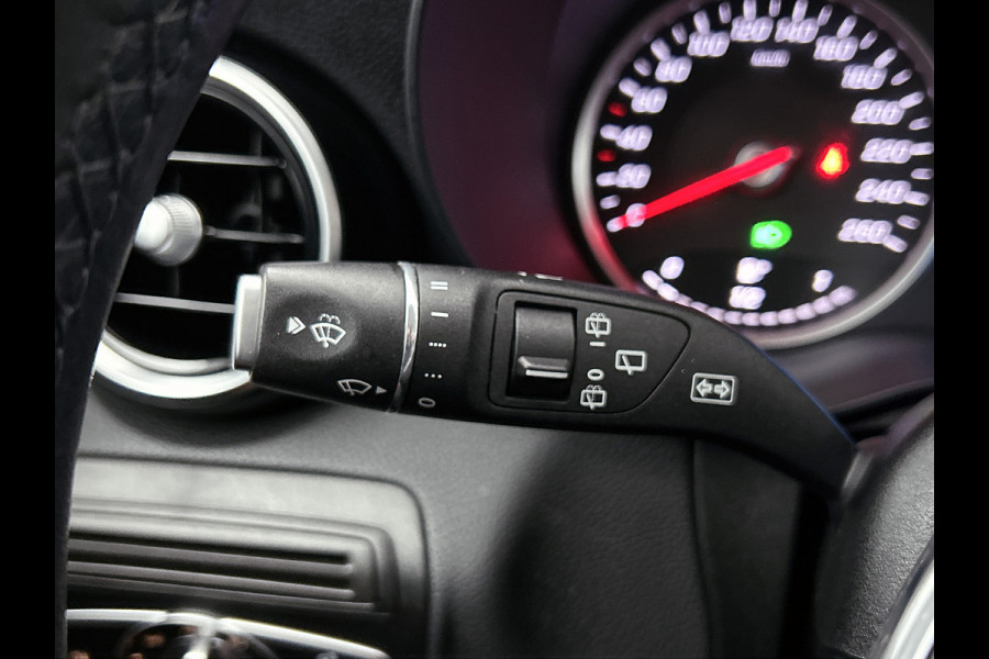 Mercedes-Benz GLC 200 Business Solution Limited | Lichtmetalen velgen | Navigatie | Parking support met camera achter | Trekhaak wegklapbaar | Inclusief 24 maanden MB Certified garantie voor Europa.
