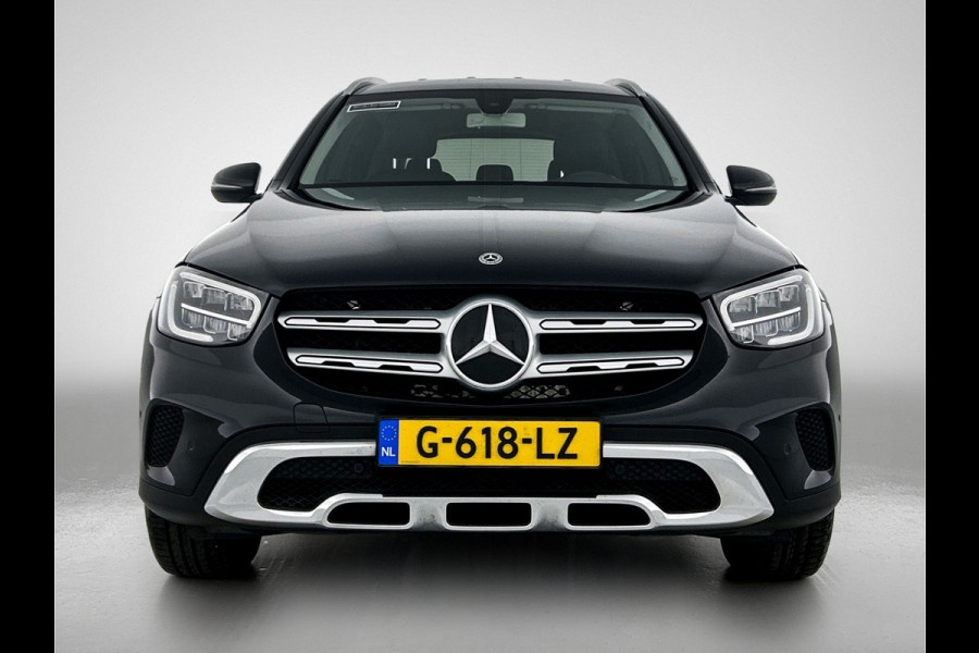 Mercedes-Benz GLC 200 Business Solution Limited | Lichtmetalen velgen | Navigatie | Parking support met camera achter | Trekhaak wegklapbaar | Inclusief 24 maanden MB Certified garantie voor Europa.