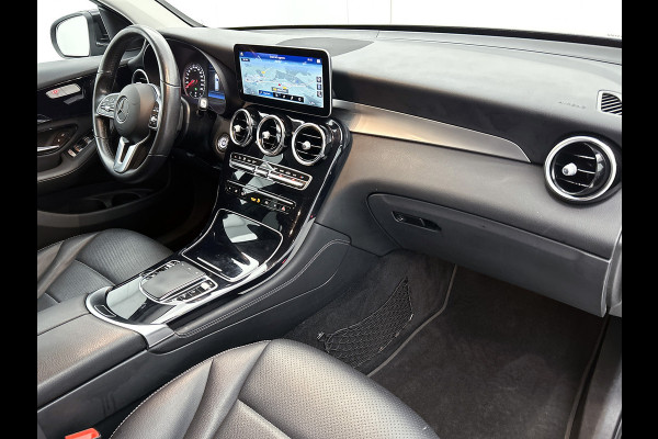 Mercedes-Benz GLC 200 Business Solution Limited | Lichtmetalen velgen | Navigatie | Parking support met camera achter | Trekhaak wegklapbaar | Inclusief 24 maanden MB Certified garantie voor Europa.