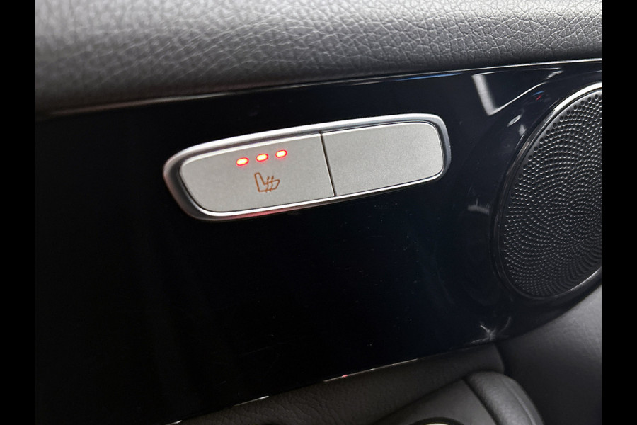 Mercedes-Benz GLC 200 Business Solution Limited | Lichtmetalen velgen | Navigatie | Parking support met camera achter | Trekhaak wegklapbaar | Inclusief 24 maanden MB Certified garantie voor Europa.
