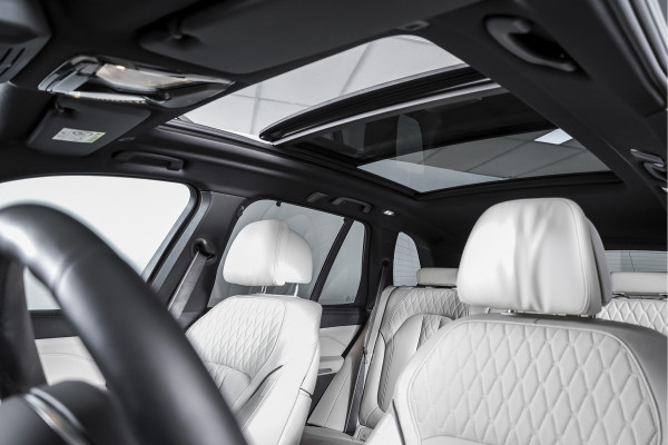 BMW X5 xDrive50e M Sportpakket Pro | Driving Assistant Pro | BMW Individual Leder | Glow Grille | Innovation Pack | Travel assist pack |  S/K-Panodak | Adapt. Cruise | Memory stoelen | Stoelverw.+Ventilatie | Luchtvering | Ele 4662