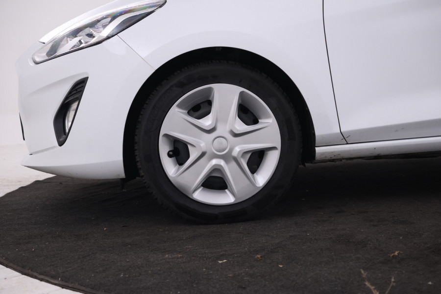 Ford Fiesta 1.0 Grijs Kenteken Ex btw, Cruise Control, Navigatie
