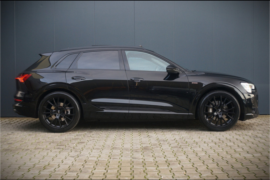 Audi e-tron e-tron 50 quattro Launch edition Black 71 kWh | S Line | Black Edition | Panoramadak | Memory Seats | Camera | Luchtvering | Adaptive Cruise Control | Keyless | Matrix LED | Leder | Stoelverwarming | NAP | BTW