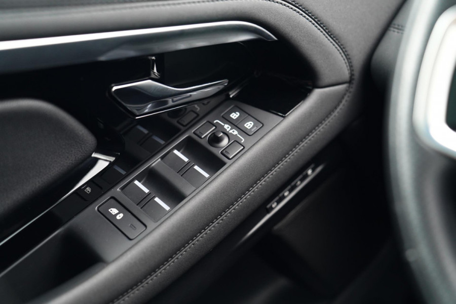 Land Rover Range Rover Evoque 1.5 P300e AWD Autobiography | Panorama | R-dynamic | Meridian Sound | Lane Assist | Verwarmd stuur |