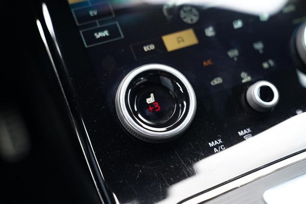 Land Rover Range Rover Evoque 1.5 P300e AWD Autobiography | Panorama | R-dynamic | Meridian Sound | Lane Assist | Verwarmd stuur |