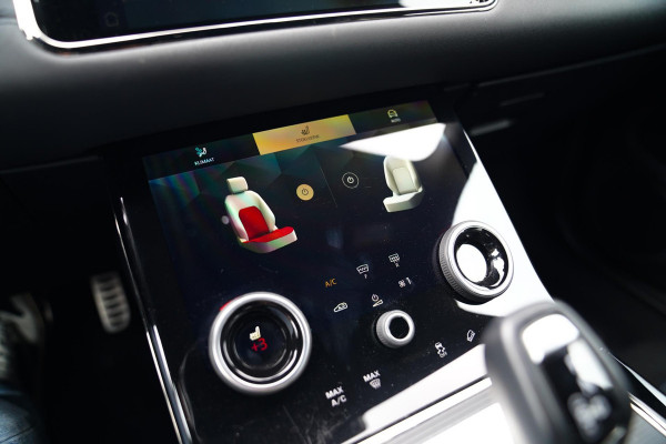 Land Rover Range Rover Evoque 1.5 P300e AWD Autobiography | Panorama | R-dynamic | Meridian Sound | Lane Assist | Verwarmd stuur |