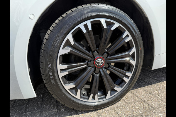 Toyota Corolla 2.0 Hybrid GR-Sport | CAMERA | CARPLAY | KEYLESS |
