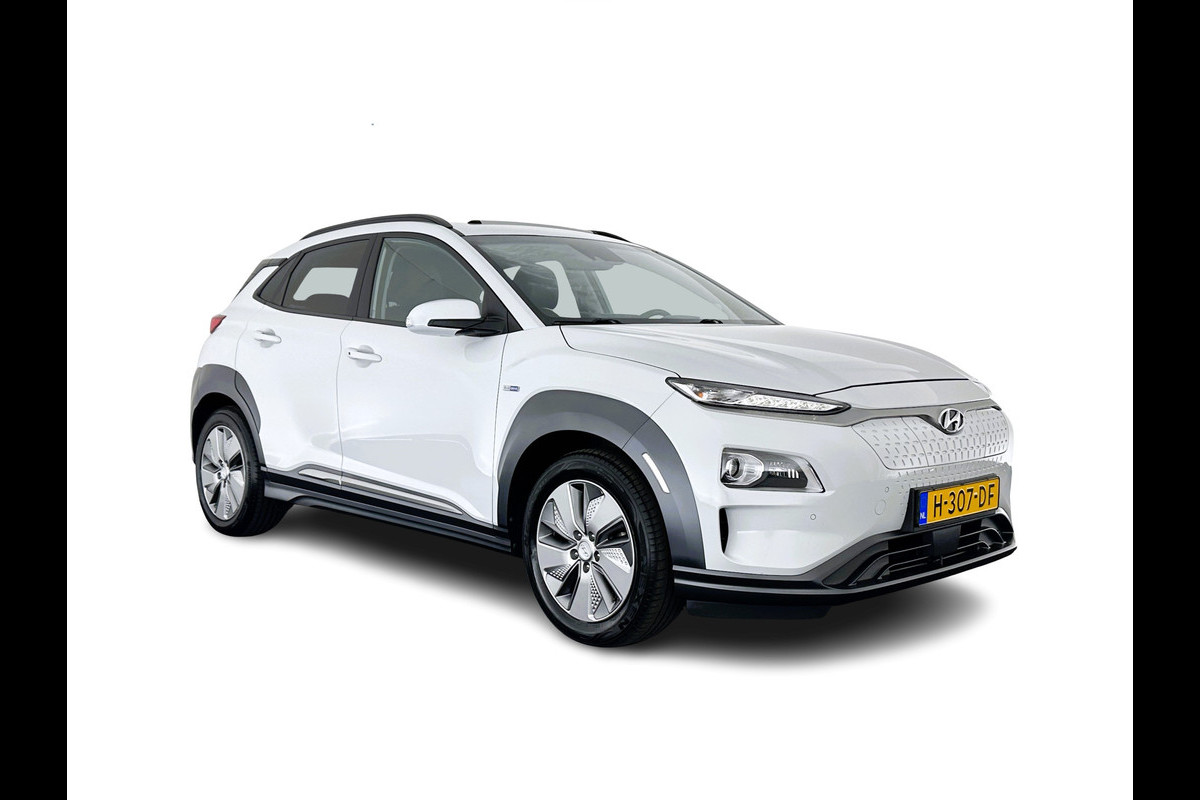 Hyundai Kona EV Premium 64 kWh (INCL-BTW) *PANO | FULL-LEATHER | KRELL-AUDIO | HEAD-UP | FULL-LED | NAVI-FULLMAP | DAB | ADAPT.CRUISE | KEYLESS | CAMERA | BLIND-SPOT | LANE-ASSIST | DIGI-COCKPIT | COMFORT-SEATS | 17''ALU* Hyundai Kona EV Premium 64 kWh (INCL-BTW) *PANO | FULL-LEATHER | KRELL-AUDIO | HEAD-UP | FULL-LED | NAVI-FULLMAP | DAB | ADAPT.CRUISE | KEYLESS | CAMERA | BLIND-SPOT | LANE-ASSIST | DIGI-COCKPIT | COMFORT-SEATS | 17''ALU*