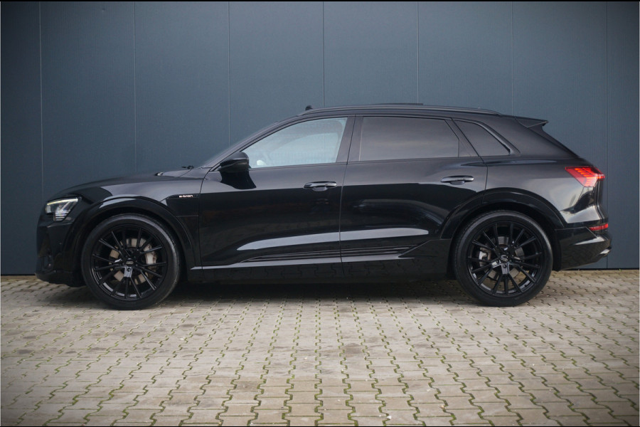 Audi e-tron e-tron 50 quattro Launch edition Black 71 kWh | S Line | Black Edition | Panoramadak | Memory Seats | Camera | Luchtvering | Adaptive Cruise Control | Keyless | Matrix LED | Leder | Stoelverwarming | NAP | BTW