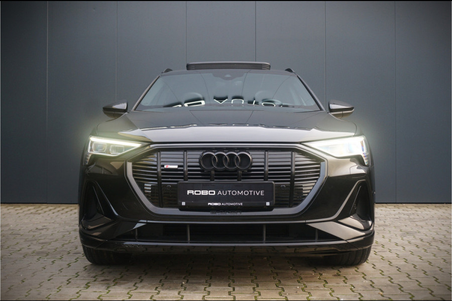 Audi e-tron e-tron 50 quattro Launch edition Black 71 kWh | S Line | Black Edition | Panoramadak | Memory Seats | Camera | Luchtvering | Adaptive Cruise Control | Keyless | Matrix LED | Leder | Stoelverwarming | NAP | BTW