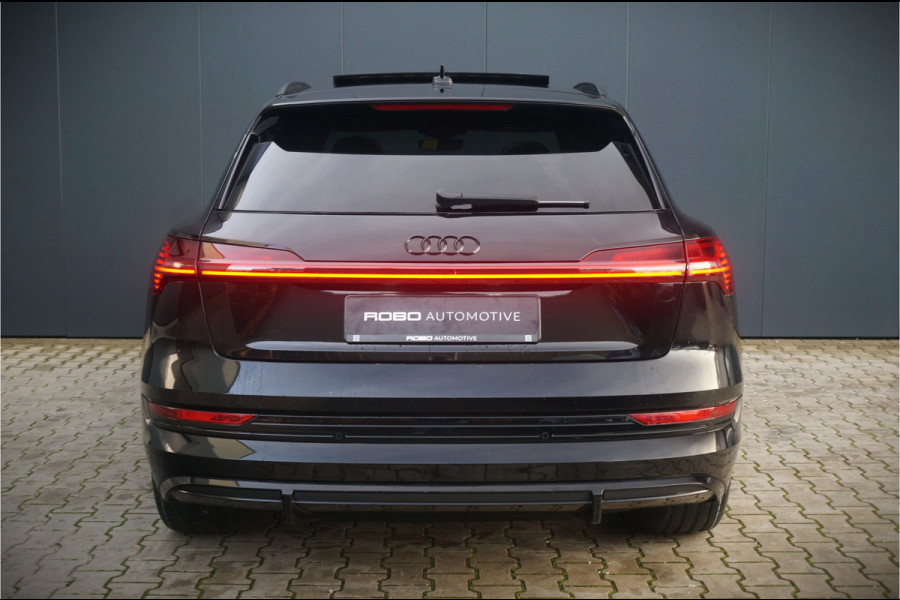 Audi e-tron e-tron 50 quattro Launch edition Black 71 kWh | S Line | Black Edition | Panoramadak | Memory Seats | Camera | Luchtvering | Adaptive Cruise Control | Keyless | Matrix LED | Leder | Stoelverwarming | NAP | BTW