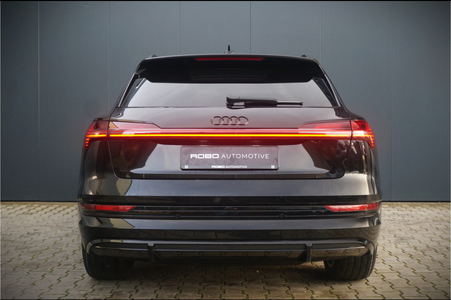 Audi e-tron e-tron 50 quattro Launch edition Black 71 kWh | S Line | Black Edition | Panoramadak | Memory Seats | Camera | Luchtvering | Adaptive Cruise Control | Keyless | Matrix LED | Leder | Stoelverwarming | NAP | BTW