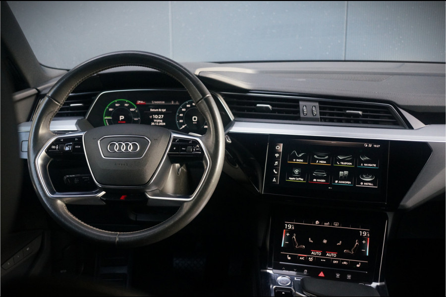Audi e-tron e-tron 50 quattro Launch edition Black 71 kWh | S Line | Black Edition | Panoramadak | Memory Seats | Camera | Luchtvering | Adaptive Cruise Control | Keyless | Matrix LED | Leder | Stoelverwarming | NAP | BTW