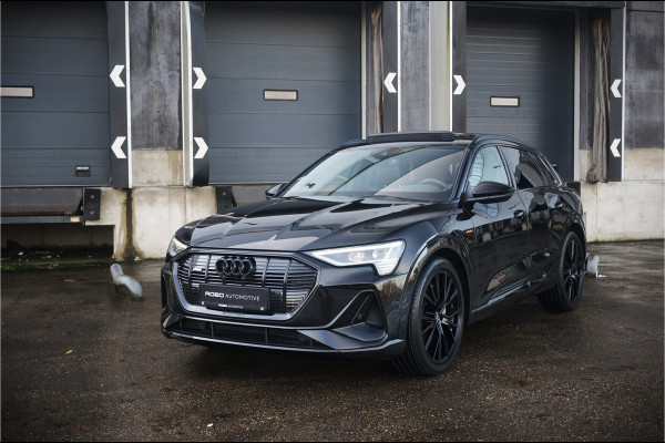 Audi e-tron e-tron 50 quattro Launch edition Black 71 kWh | S Line | Black Edition | Panoramadak | Memory Seats | Camera | Luchtvering | Adaptive Cruise Control | Keyless | Matrix LED | Leder | Stoelverwarming | NAP | BTW
