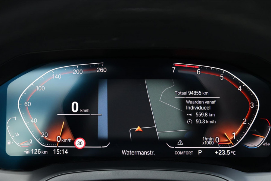 BMW 3-serie 330i M-Sport LED/VIRTUAL/SFEER/PANO/HALF LEDER+S.VERWAMRING/20" LMV/PDC/CRUISE/ECC/12 MND GARANTIE!