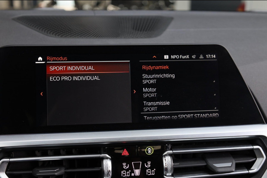 BMW 3-serie 330i M-Sport LED/VIRTUAL/SFEER/PANO/HALF LEDER+S.VERWAMRING/20" LMV/PDC/CRUISE/ECC/12 MND GARANTIE!