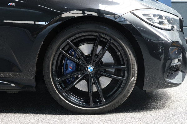 BMW 3-serie 330i M-Sport LED/VIRTUAL/SFEER/PANO/HALF LEDER+S.VERWAMRING/20" LMV/PDC/CRUISE/ECC/12 MND GARANTIE!