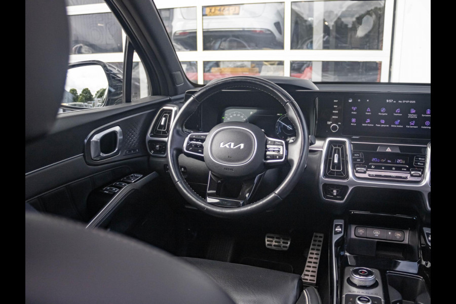 Kia Sorento 1.6 T-GDI Plug-in Hybrid 4WD ExecutiveLine 5p. | Schuif&kantel dak l Nappa Leder l Trekhaak l 360 camera