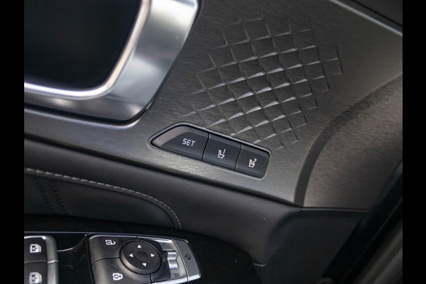 Kia Sorento 1.6 T-GDI Plug-in Hybrid 4WD ExecutiveLine 5p. | Schuif&kantel dak l Nappa Leder l Trekhaak l 360 camera
