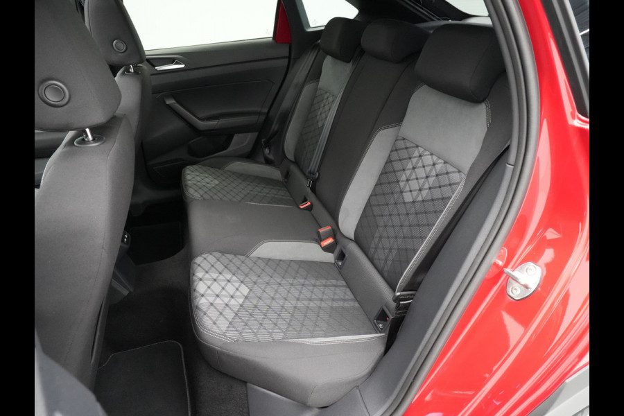 Volkswagen Taigo 1.0 TSI 110pk R-Line Panorama Navi via App Camera Matrix Led Clima Acc 138
