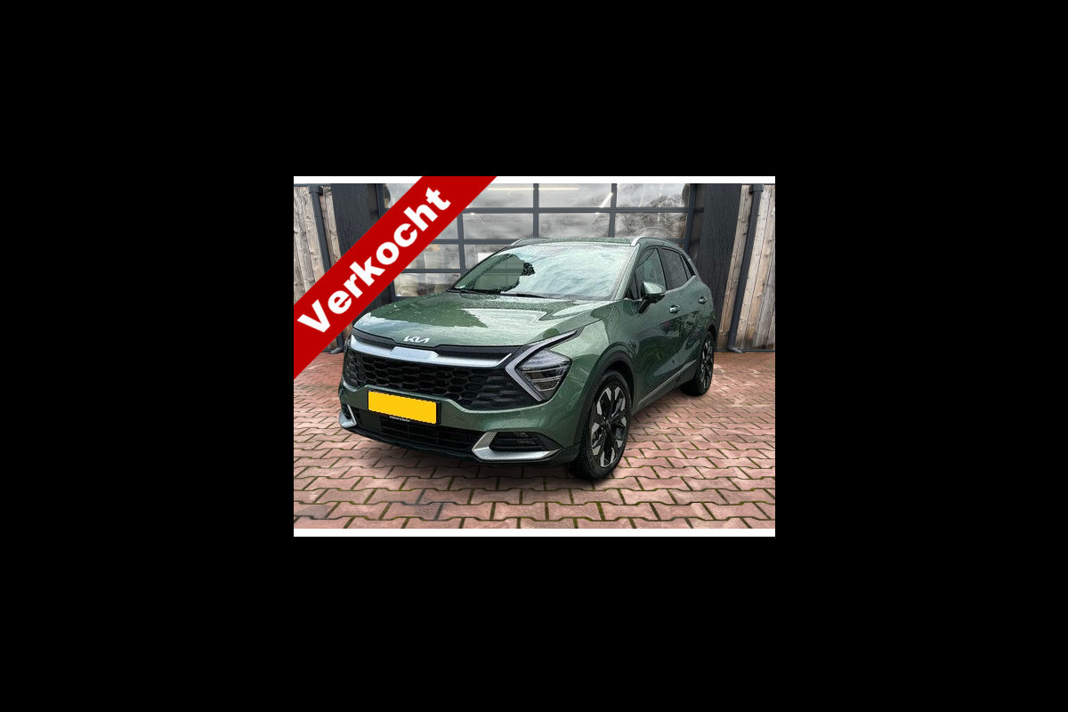 Kia Sportage 1.6 T-GDi Plug-in Hybrid AWD Upgrade | ACC | LED | Trekhaak | Stoel & stuurverwarming | Keyless | Elektrische achterklep | Kia Sportage 1.6 T-GDi Plug-in Hybrid AWD Upgrade | ACC | LED | Trekhaak | Stoel & stuurverwarming | Keyless | Elektrische achterklep |