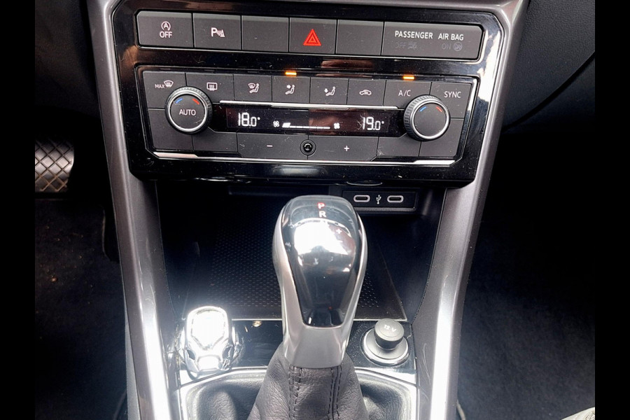 Volkswagen T-Cross 1.0 TSI R-Line DSG Automaat | Digitaal dashboard | Blind-Spot | Navi | Adaptive CC | Climate | (occasion)