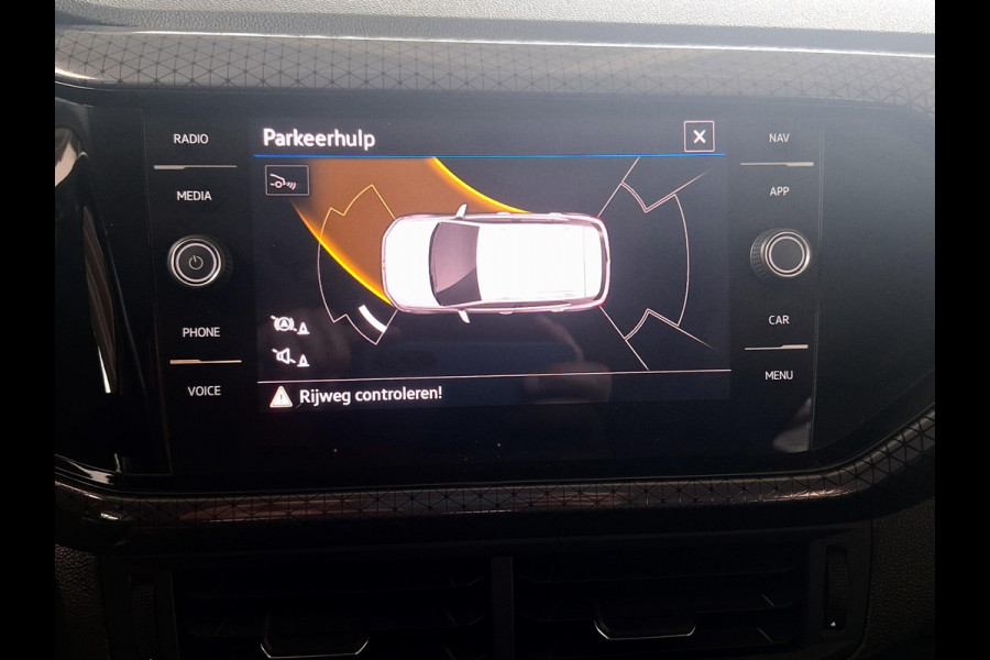 Volkswagen T-Cross 1.0 TSI R-Line DSG Automaat | Digitaal dashboard | Blind-Spot | Navi | Adaptive CC | Climate | (occasion)