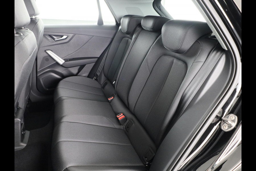 Audi Q2 Pro Line 35 TFSI 150 pk Hatchback | Assistentiepakket parking | Apple car play | Adaptive cruise control |