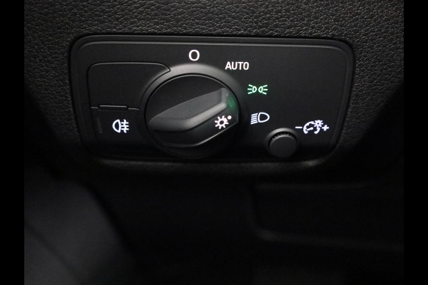 Audi Q2 Pro Line 35 TFSI 150 pk Hatchback | Assistentiepakket parking | Apple car play | Adaptive cruise control |
