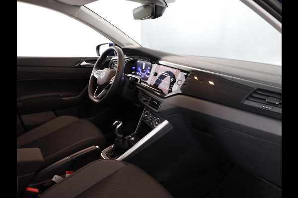 Volkswagen Polo 1.0 TSI Life 95 pk | Navigatie | Parkeersensoren | Achteruitrijcamera | Adaptieve cruise control | Stoelverwarming |