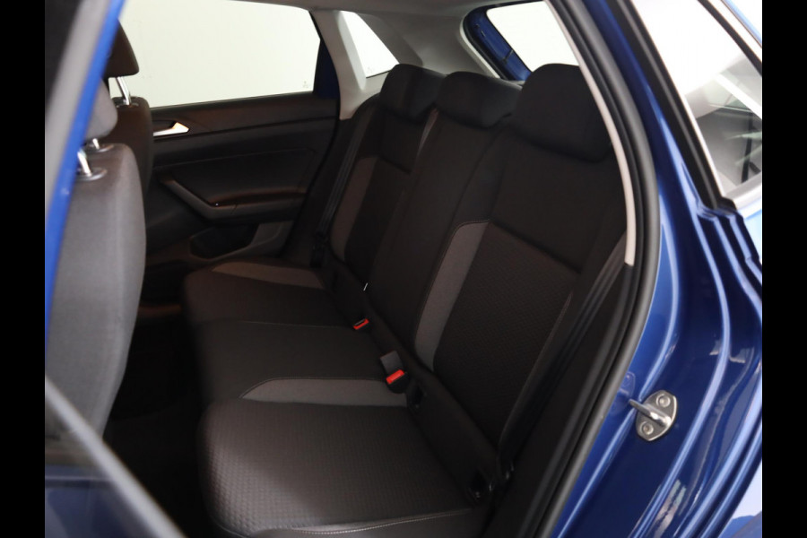 Volkswagen Polo 1.0 TSI Life 95 pk | Navigatie | Parkeersensoren | Achteruitrijcamera | Adaptieve cruise control | Stoelverwarming |