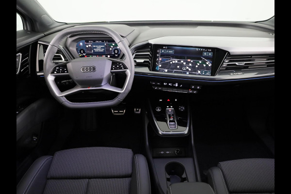 Audi Q4 Sportback e-tron 45 quattro S Edition 82 kWh panoramadak, achteruitrij camera, adaptive cruise control, optiek pakket zwart plus, privacy glass, lichtpakket, spiegelkappen zwart