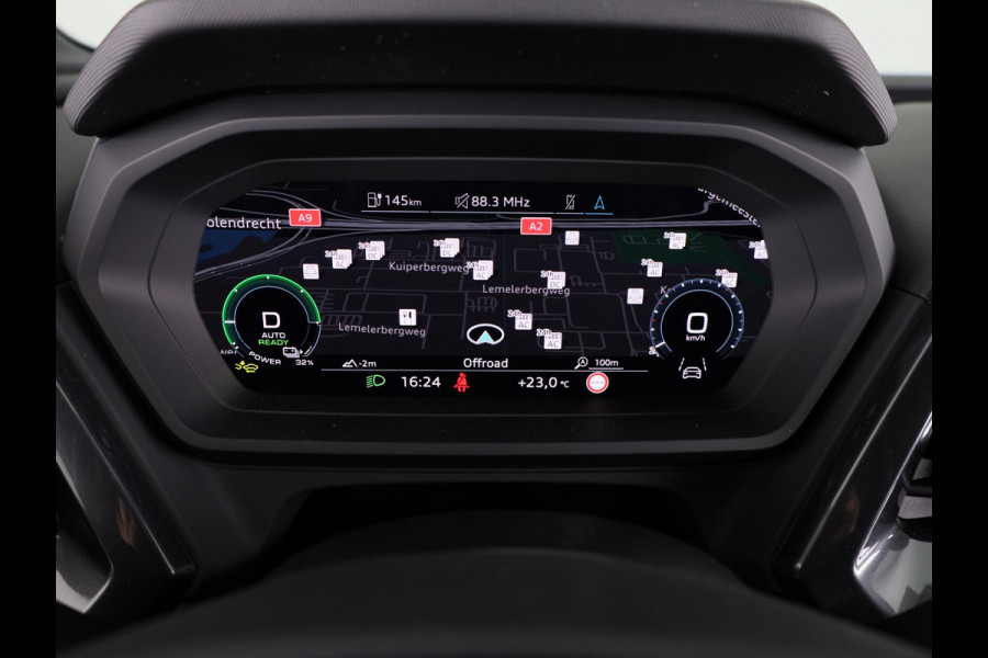 Audi Q4 Sportback e-tron 45 quattro S Edition 82 kWh panoramadak, achteruitrij camera, adaptive cruise control, optiek pakket zwart plus, privacy glass, lichtpakket, spiegelkappen zwart