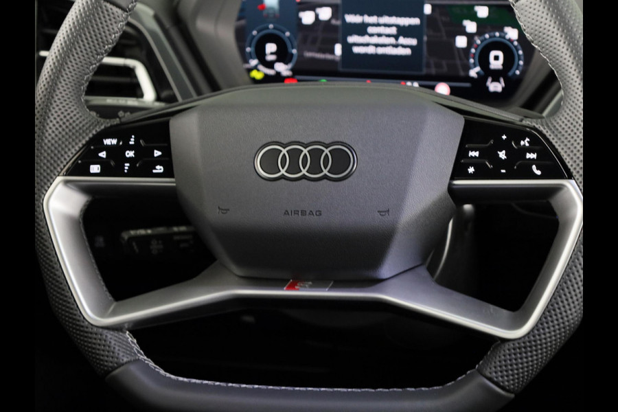 Audi Q4 Sportback e-tron 45 quattro S Edition 82 kWh panoramadak, achteruitrij camera, adaptive cruise control, optiek pakket zwart plus, privacy glass, lichtpakket, spiegelkappen zwart