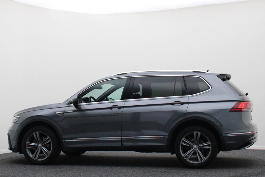 Volkswagen Tiguan Allspace 1.5 TSI DSG Highline Business R Virtual Cockpit, ACC, Verwarmde Voorruit, Camera, Apple Carplay, LED, 19''