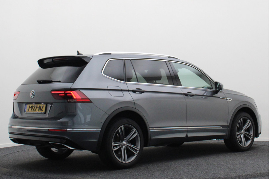 Volkswagen Tiguan Allspace 1.5 TSI DSG Highline Business R Virtual Cockpit, ACC, Verwarmde Voorruit, Camera, Apple Carplay, LED, 19''