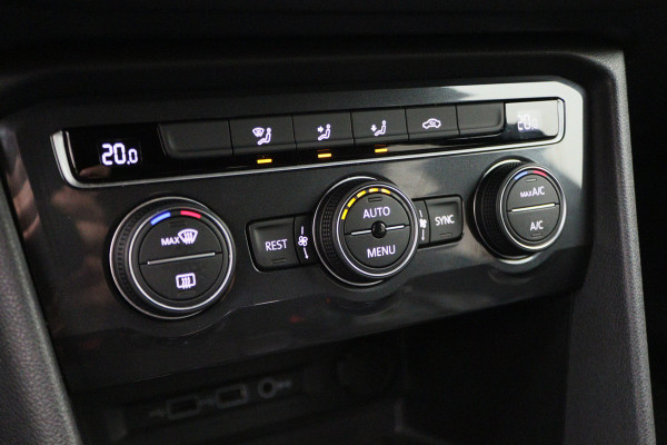 Volkswagen Tiguan Allspace 1.5 TSI DSG Highline Business R Virtual Cockpit, ACC, Verwarmde Voorruit, Camera, Apple Carplay, LED, 19''