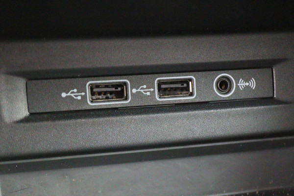 Volkswagen Tiguan Allspace 1.5 TSI DSG Highline Business R Virtual Cockpit, ACC, Verwarmde Voorruit, Camera, Apple Carplay, LED, 19''