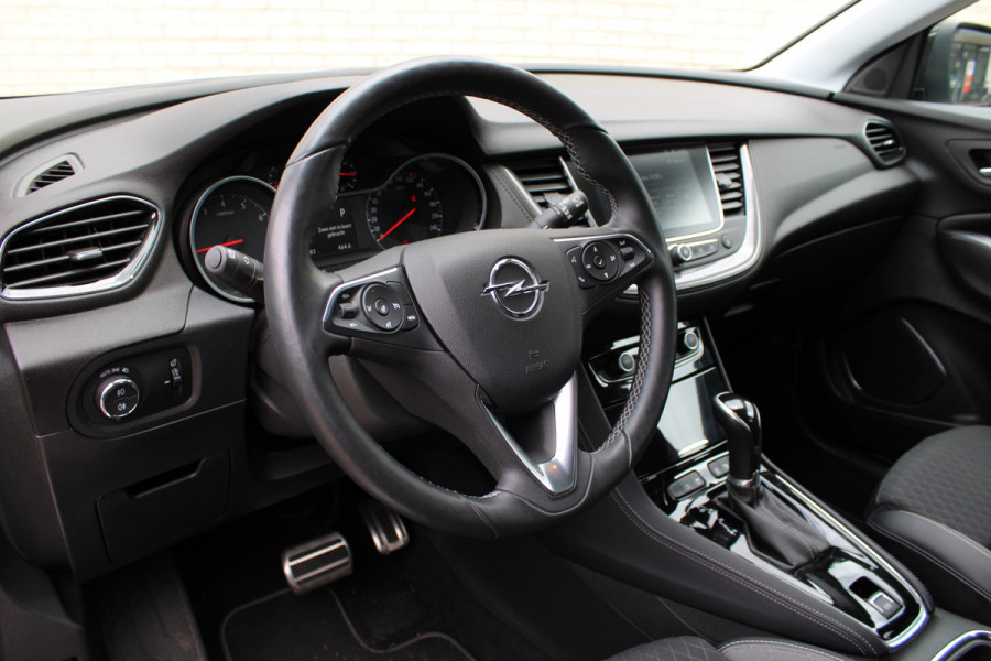 Opel Grandland X 1.2 Turbo Innovation | Trekhaak | Camera | BLIS | Keyless