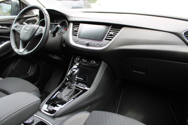 Opel Grandland X 1.2 Turbo Innovation | Trekhaak | Camera | BLIS | Keyless