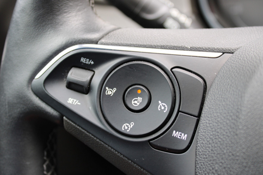 Opel Grandland X 1.2 Turbo Innovation | Trekhaak | Camera | BLIS | Keyless