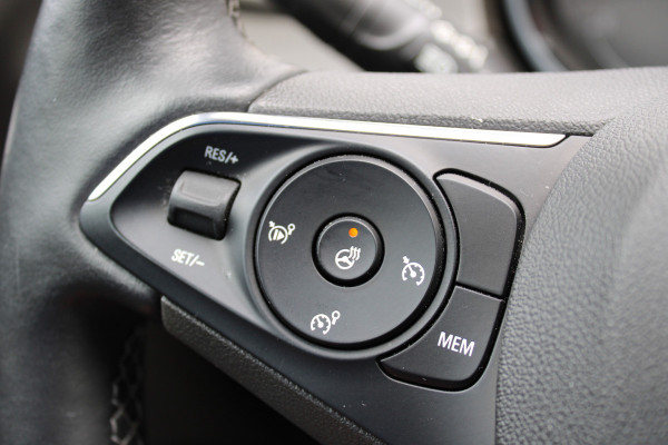 Opel Grandland X 1.2 Turbo Innovation | Trekhaak | Camera | BLIS | Keyless