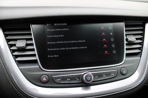 Opel Grandland X 1.2 Turbo Innovation | Trekhaak | Camera | BLIS | Keyless