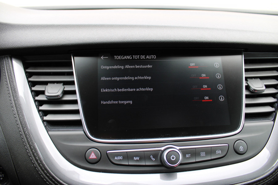 Opel Grandland X 1.2 Turbo Innovation | Trekhaak | Camera | BLIS | Keyless