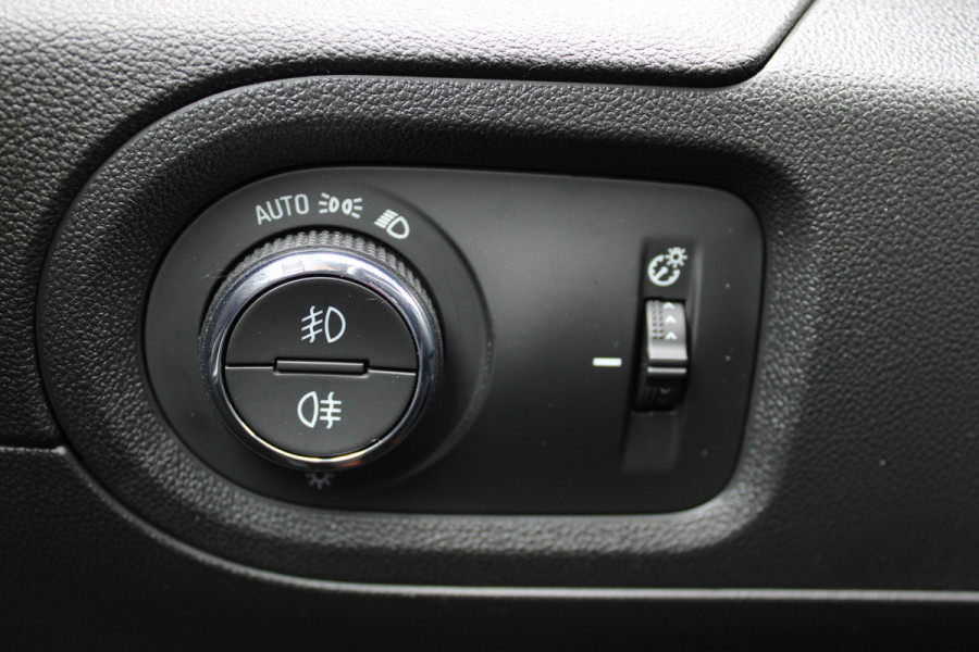 Opel Grandland X 1.2 Turbo Innovation | Trekhaak | Camera | BLIS | Keyless