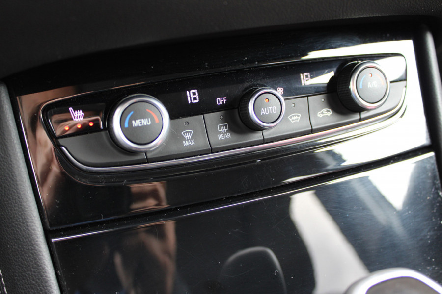 Opel Grandland X 1.2 Turbo Innovation | Trekhaak | Camera | BLIS | Keyless