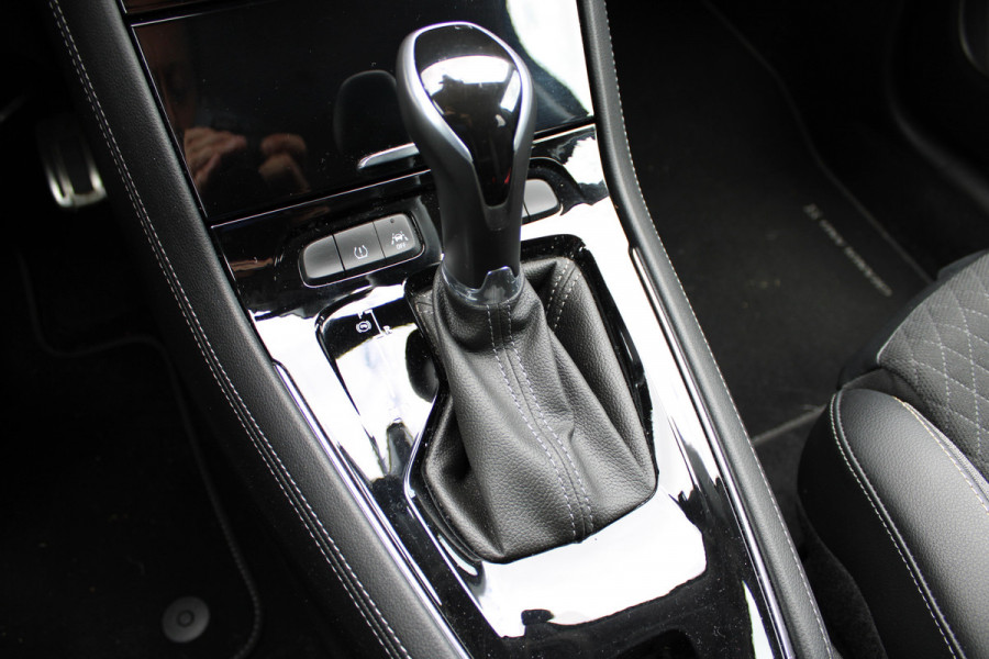 Opel Grandland X 1.2 Turbo Innovation | Trekhaak | Camera | BLIS | Keyless