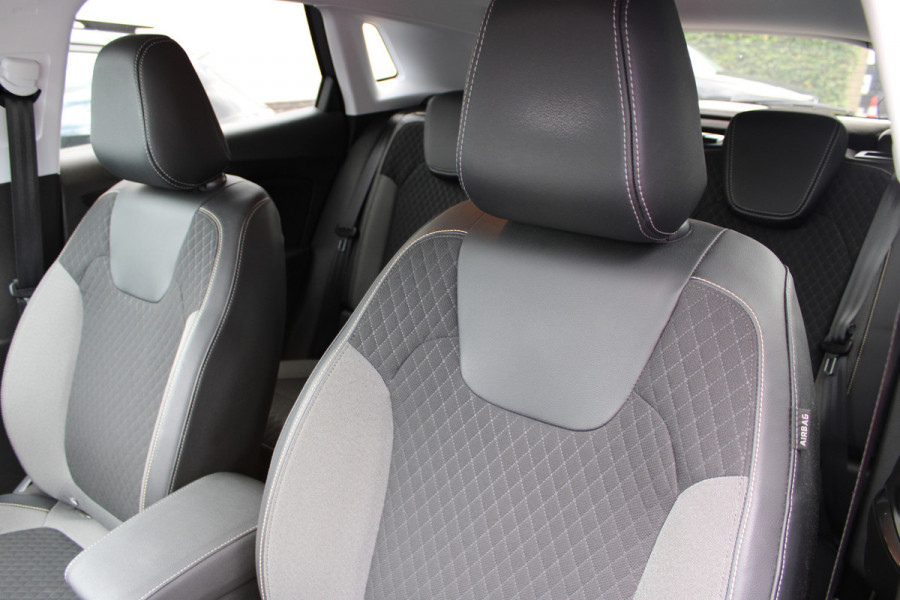 Opel Grandland X 1.2 Turbo Innovation | Trekhaak | Camera | BLIS | Keyless
