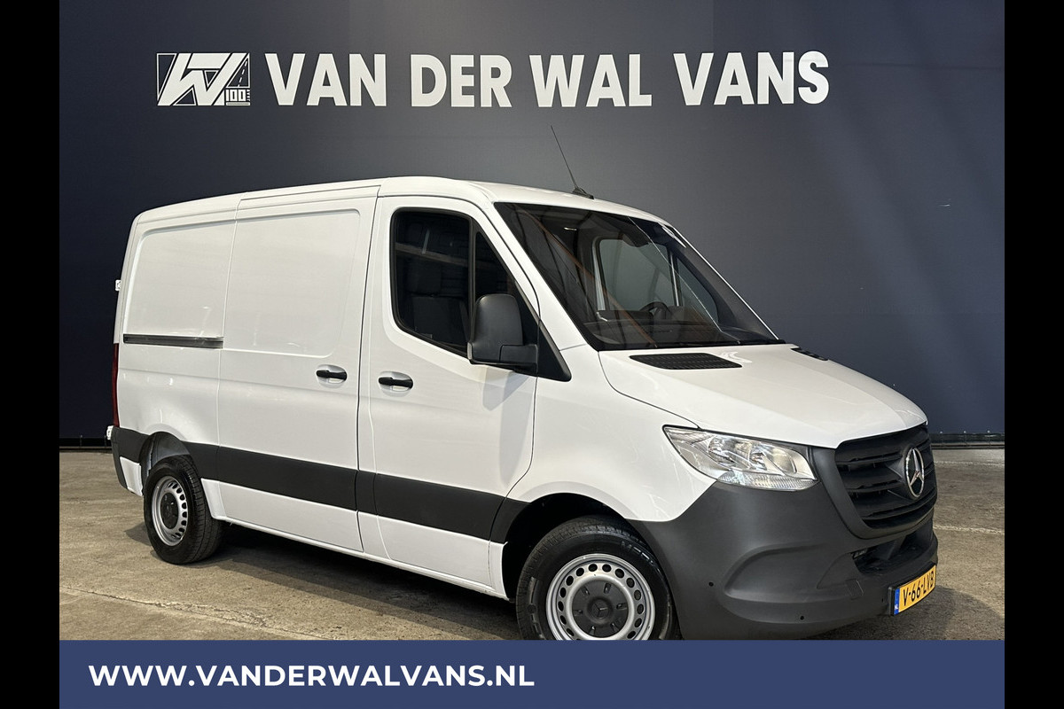 Mercedes-Benz Sprinter 215 CDI 150pk L1H1 Euro6 Airco | Camera | Apple Carplay | Android Auto Mbux, Parkeersensoren, Bijrijdersbank Mercedes-Benz Sprinter 215 CDI 150pk L1H1 Euro6 Airco | Camera | Apple Carplay | Android Auto Mbux, Parkeersensoren, Bijrijdersbank